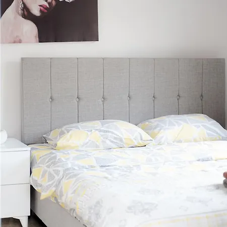 Citynest Center *