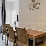 Citynest Center Apartment *