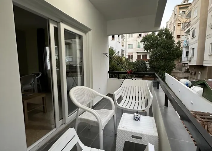 아파트 1c Newly Renovated 2 Bedroom Flat *